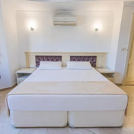 Kerven Villa *